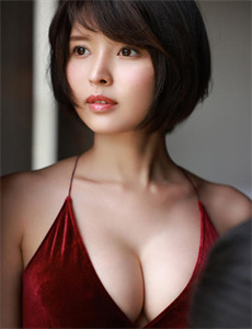爱上我的小女佣